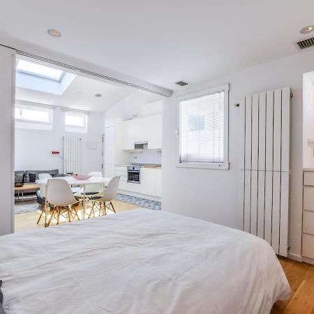 Apartamento De Diseno De Lujo En Lavapies Alquiler Temporal Madrid Exterior foto